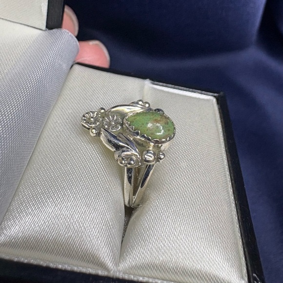 Ring 925 Sterling Silver Genuine Turquoise Floral Dainty - Picture 2 of 6